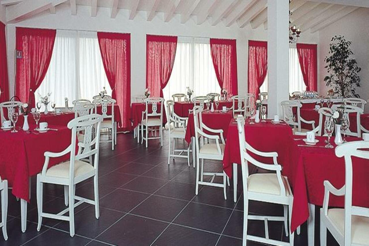 Hotel Fiera Di เบรเชีย ภายนอก รูปภาพ