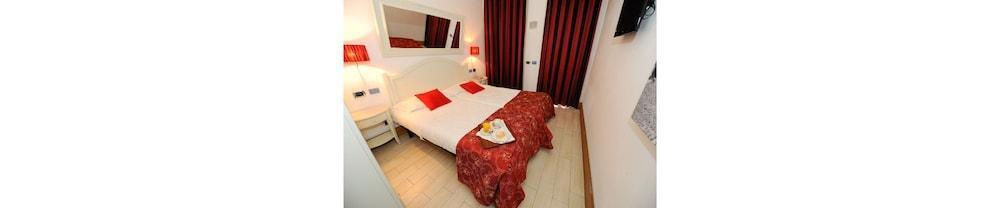 Hotel Fiera Di เบรเชีย ภายนอก รูปภาพ