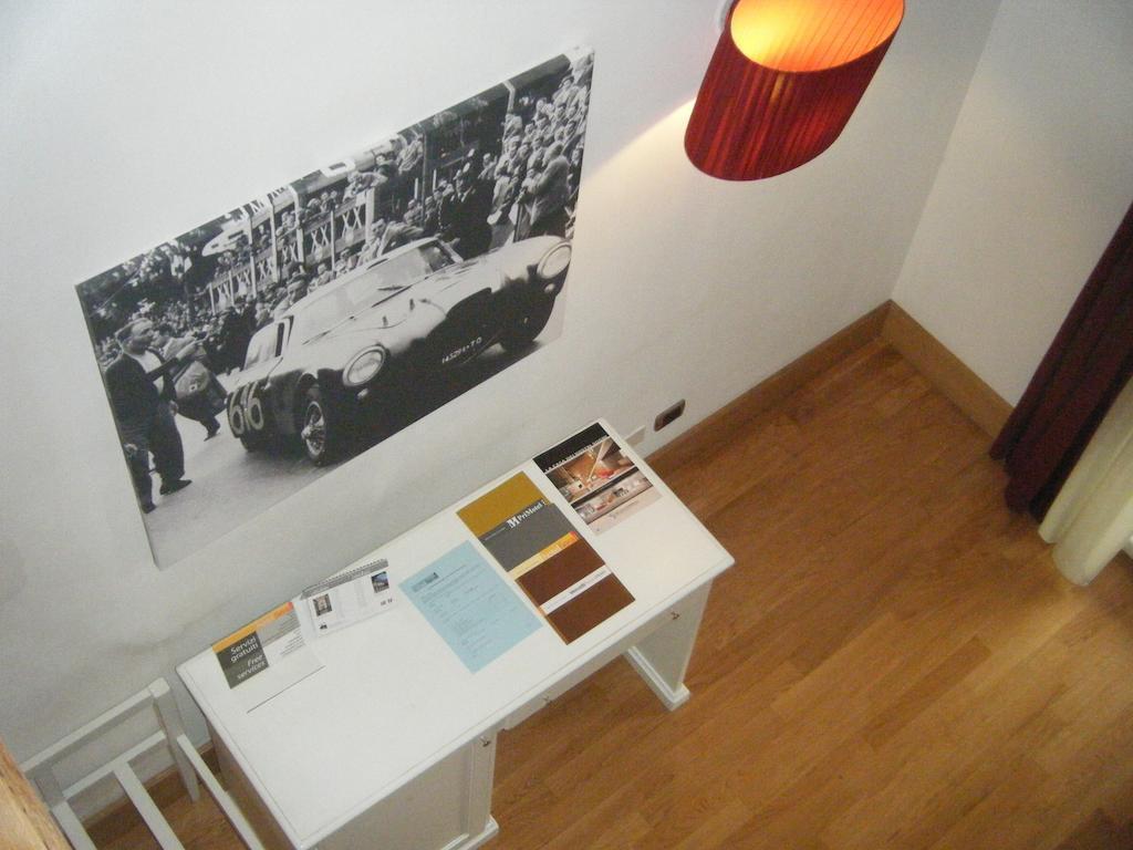 Hotel Fiera Di เบรเชีย ภายนอก รูปภาพ