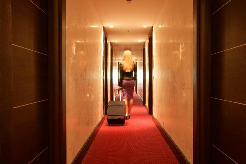 Hotel Fiera Di เบรเชีย ภายนอก รูปภาพ